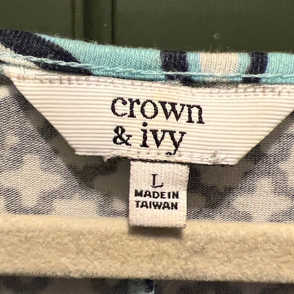 Crown & Ivy Black and Light Aqua Geometric Dress - Picture 2 of 8